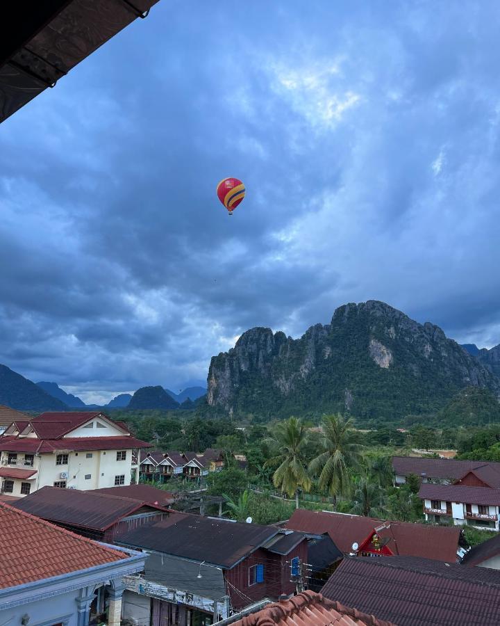 Jasmine Vangvieng Hotel Vang Vieng Esterno foto