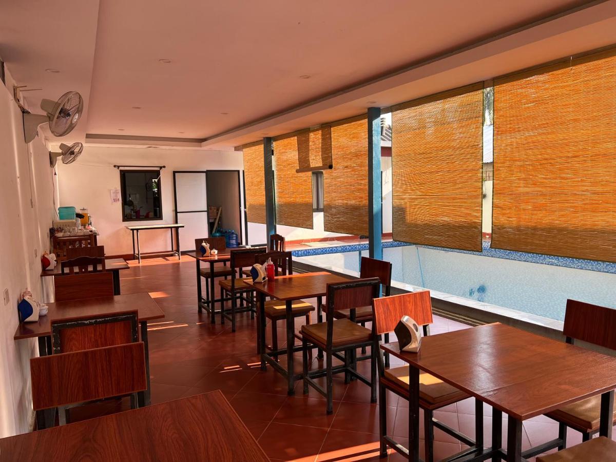 Jasmine Vangvieng Hotel Vang Vieng Esterno foto