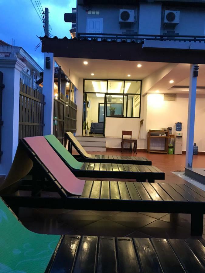 Jasmine Vangvieng Hotel Vang Vieng Esterno foto