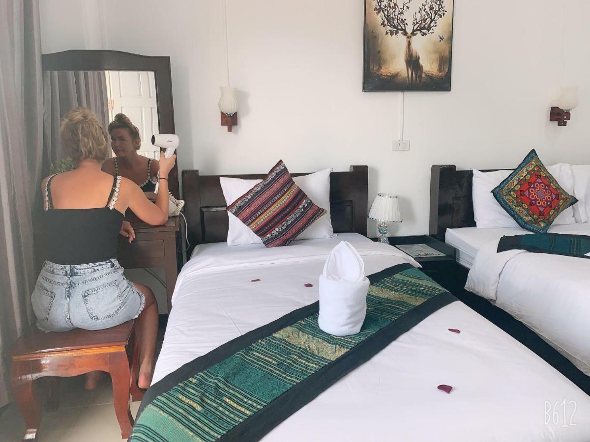Jasmine Vangvieng Hotel Vang Vieng Esterno foto